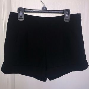 Express Pleated & Cuffed Business Shorts
